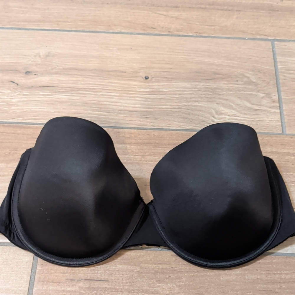 Victoria's Secret Pink 36D Strapless Bra No Push-up
